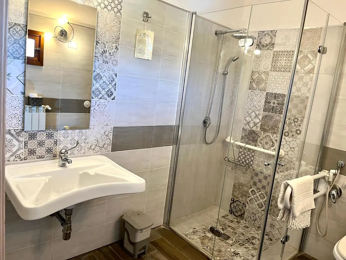 Pescheto Tenuta Chimenti Villa Partinico 0*,  Italy